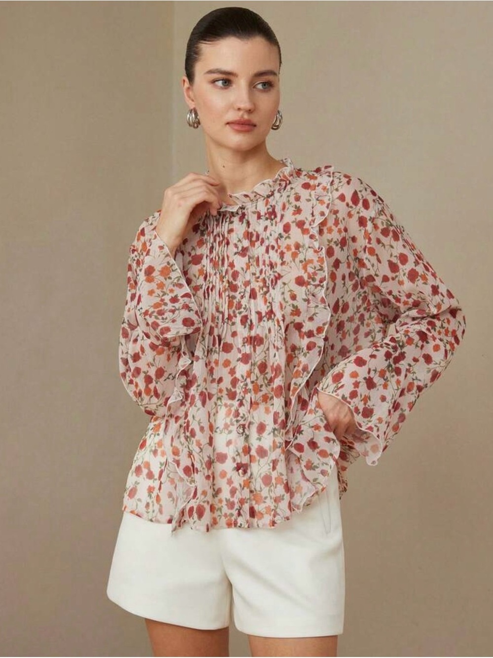 🌺🌹 Floral Ruffle-Trim Long-Sleeve Blouse